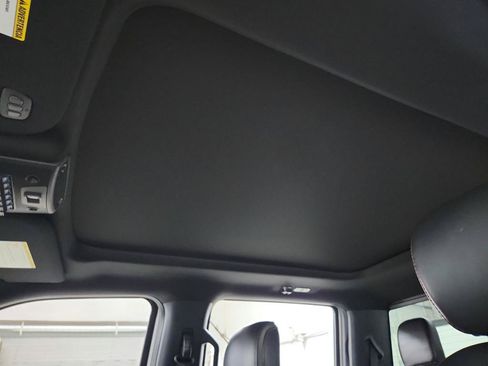Used 2022 Ford F250 Platinum AWD/4WD image 16