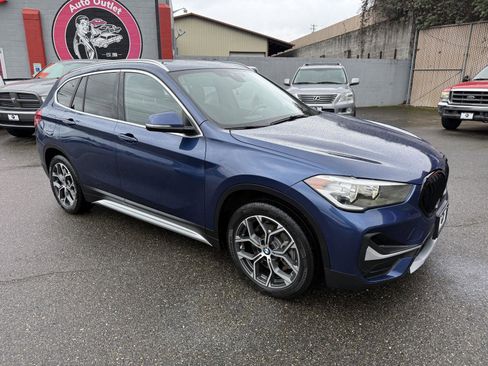 Used 2021 BMW X1 xDrive28i w/ Convenience Package image 5