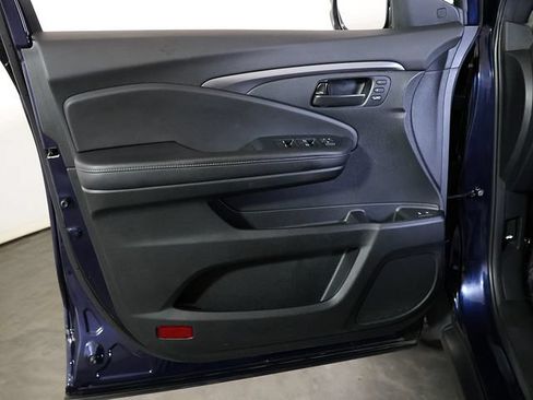 Used 2023 Honda Passport EX-L image 23
