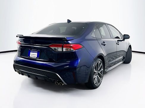 Used 2022 Toyota Corolla SE w/ SE Premium Package image 7