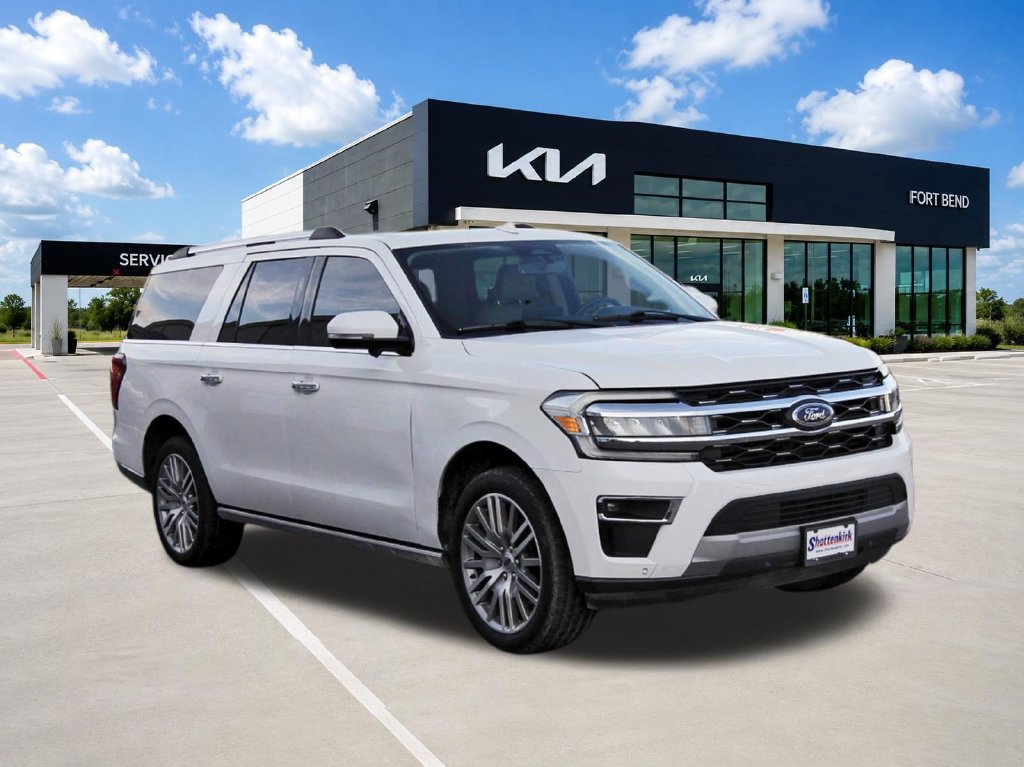 Used 2023 Ford Expedition Max Limited RWD image 3
