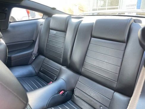 Used 2007 Ford Mustang GT RWD image 13