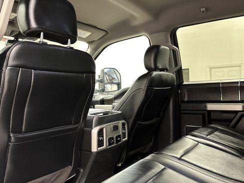 Used 2020 Ford F250 Lariat w/ Lariat Ultimate Package image 13