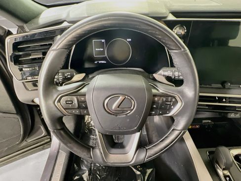 Used 2023 Lexus RX 350 Premium w/ Accessory Package AWD/4WD image 11