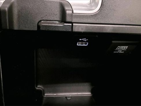 Used 2023 Acura MDX SH-AWD image 16