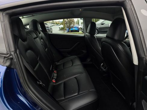 Used 2023 Tesla Model 3 Performance image 22