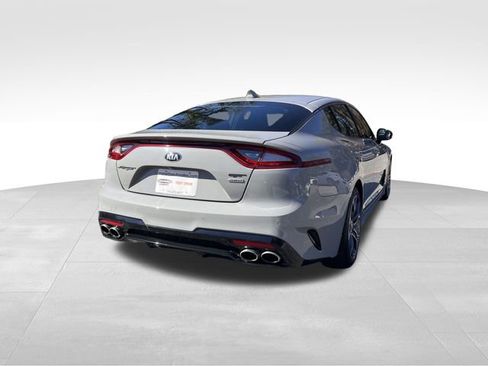 Used 2018 Kia Stinger GT1 image 5