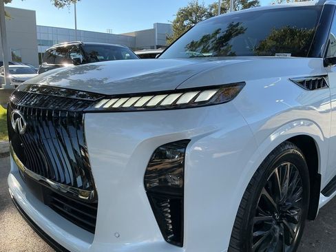 New 2026 INFINITI QX80 Autograph AWD/4WD image 8