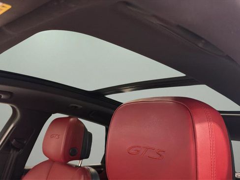 Used 2021 Porsche Macan GTS image 11