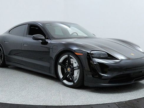 Used 2020 Porsche Taycan 4S w/ Premium Package image 7