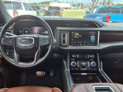 Used 2024 GMC Yukon Denali Ultimate image 21
