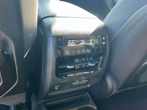 Used 2023 Jeep Grand Cherokee L Laredo w/ Luxury Tech Group I AWD/4WD image 21