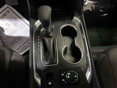Certified 2023 Chevrolet Traverse LT FWD image 22