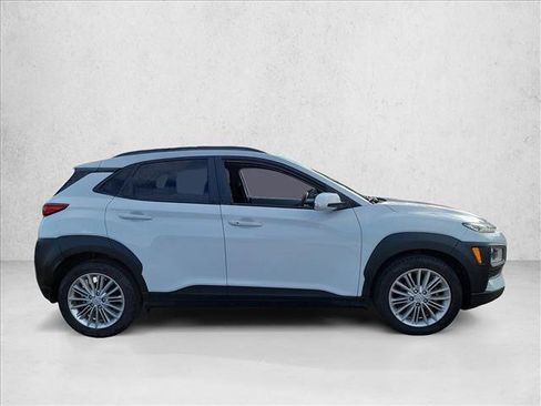 Used 2021 Hyundai Kona SEL Plus FWD image 4
