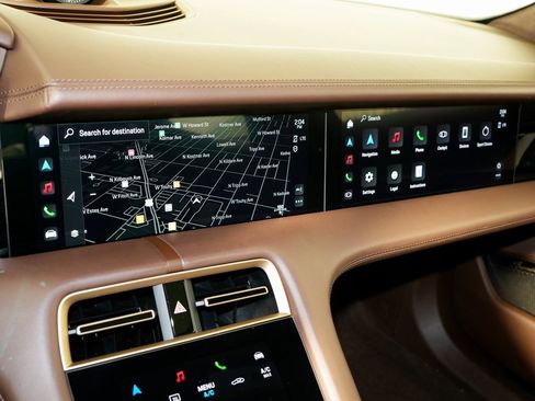 Used 2024 Porsche Taycan Turbo S image 29