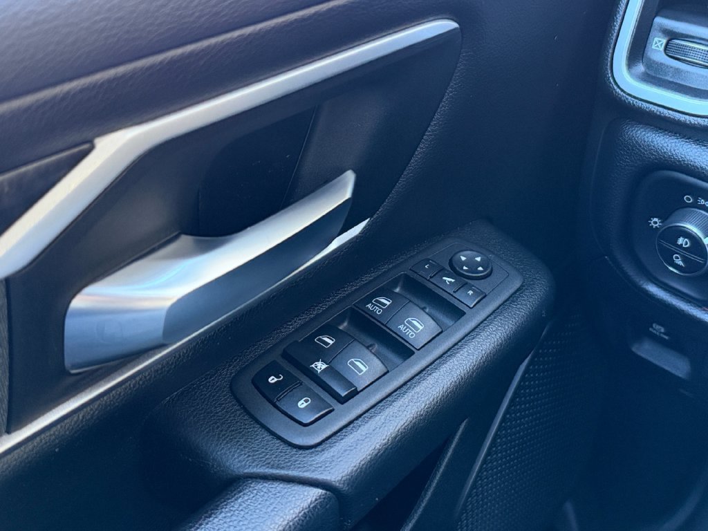 Certified 2023 RAM 1500 Big Horn AWD/4WD image 25