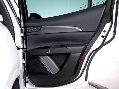 Used 2023 Maserati Grecale GT image 57