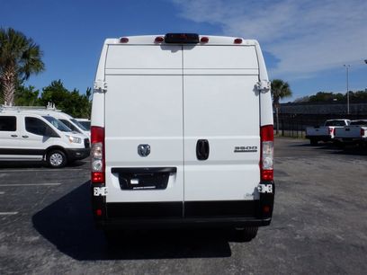 Used 2025 RAM ProMaster 3500 w/ Convenience Group