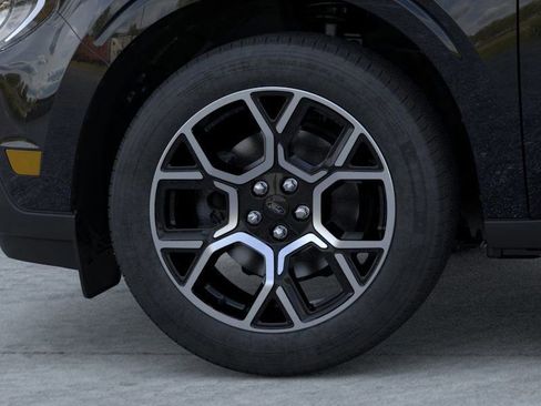 New 2025 Ford Maverick Lariat w/ 4K Tow Package image 23