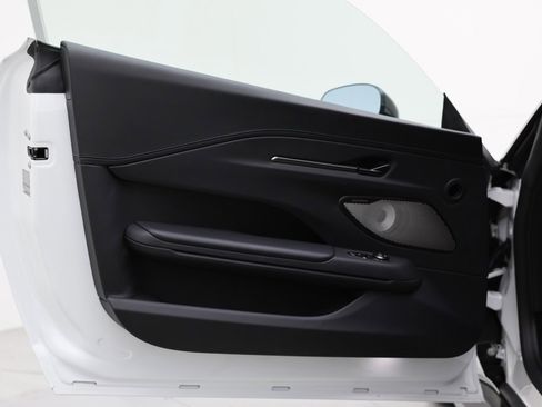 New 2025 Aston Martin V8 Vantage Coupe image 14