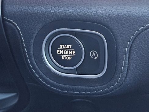 Used 2024 Mercedes-Benz GLE 450 4MATIC image 21