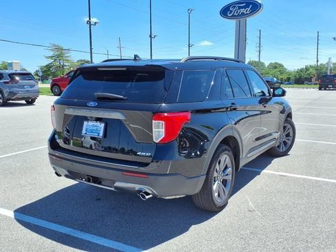 Certified 2024 Ford Explorer XLT w/ Equipment Group 202A AWD/4WD image 5