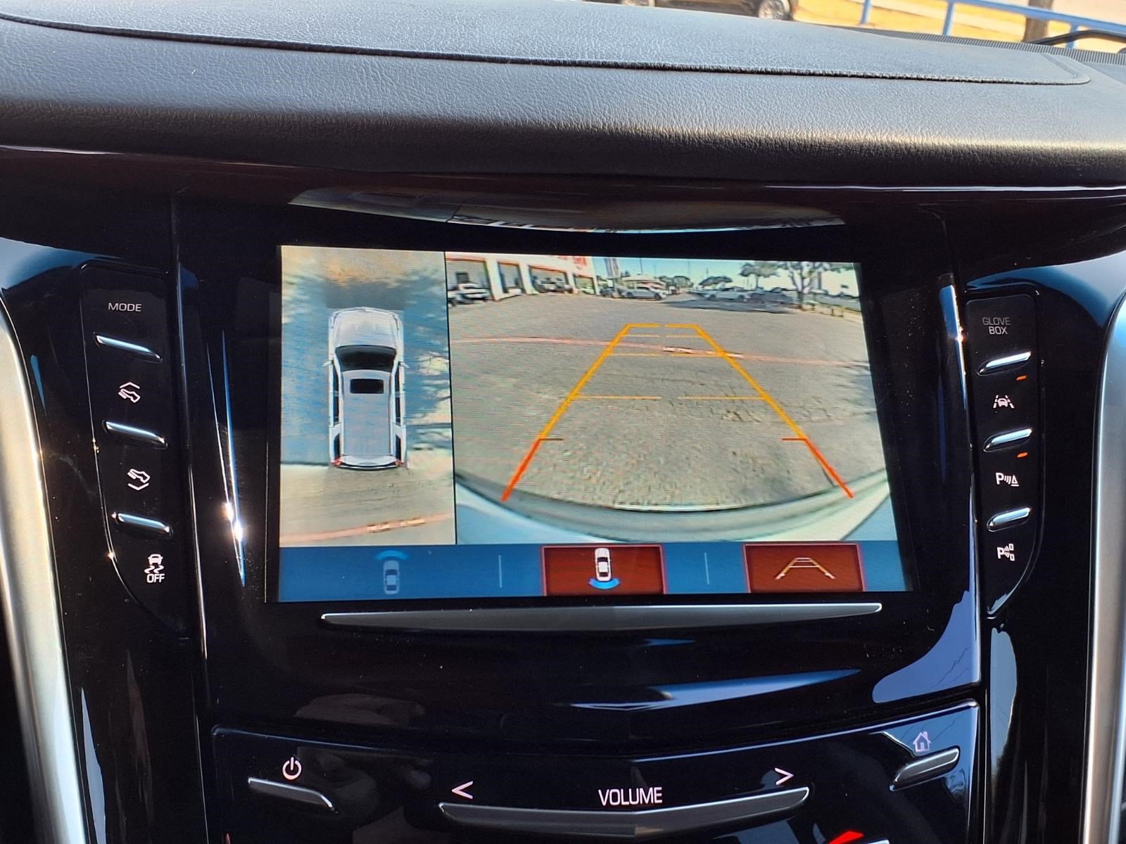 Used 2020 Cadillac Escalade Luxury RWD image 16