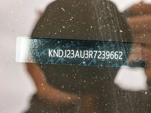 Used 2024 Kia Soul LX w/ Option Group 015 image 30