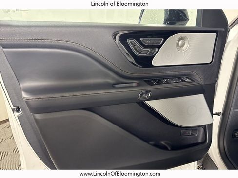 New 2025 Lincoln Aviator Black Label image 50