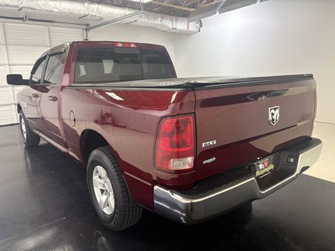 Used 2019 RAM 1500 Classic SLT image 5