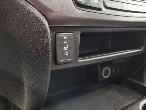 Used 2017 Honda Pilot EX-L image 16