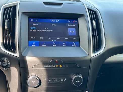Used 2020 Ford Edge SEL AWD/4WD image 16