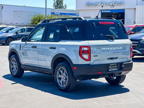 Used 2022 Ford Bronco Sport Badlands AWD/4WD image 2