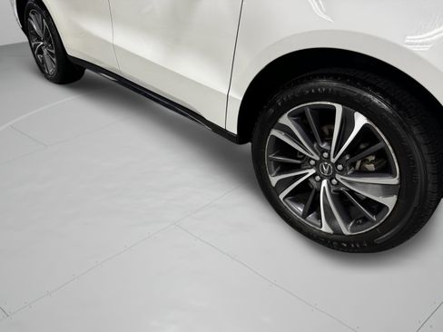 Certified 2020 Acura MDX w/ Technology Package AWD/4WD image 48