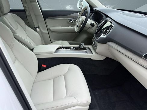 Certified 2024 Volvo XC90 B5 Plus w/ Protection Package Premier AWD/4WD image 23