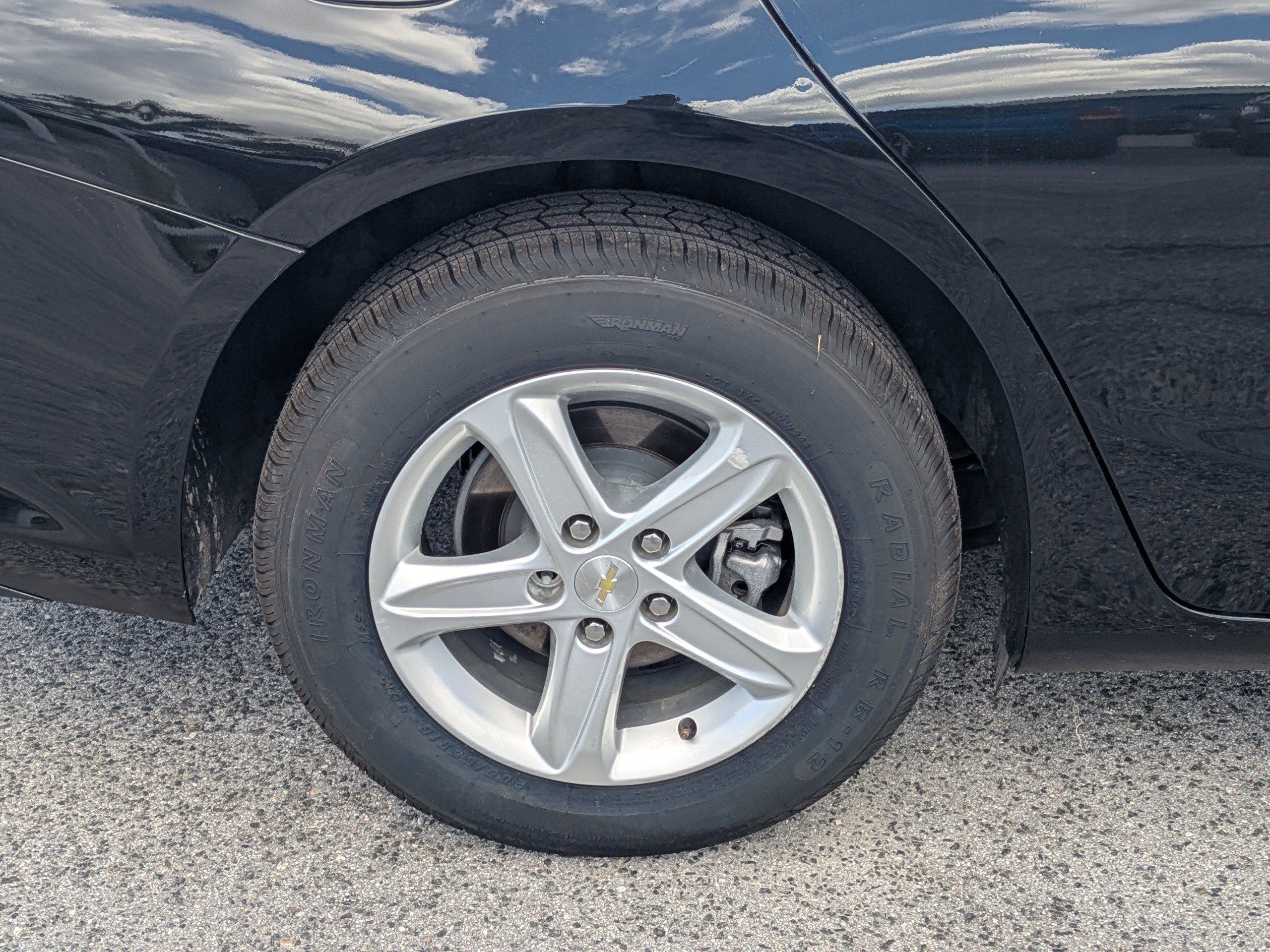 Used 2023 Chevrolet Malibu LS FWD image 11