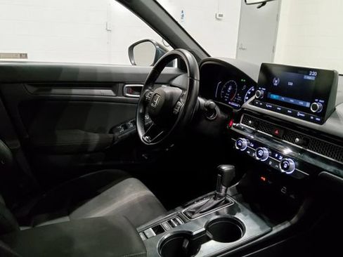 Used 2023 Honda Civic Sport image 16