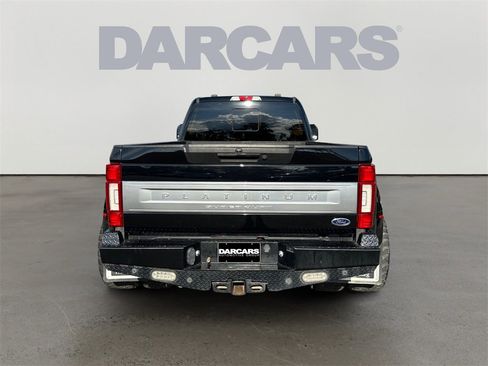 Used 2022 Ford F350 Platinum w/ FX4 Off-Road Package image 6