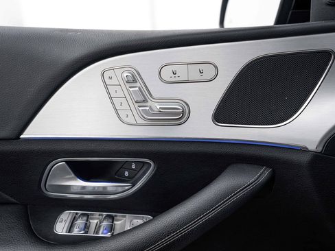Used 2025 Mercedes-Benz GLE 450 4MATIC image 15