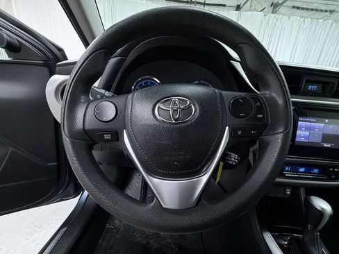 Used 2017 Toyota Corolla LE image 14