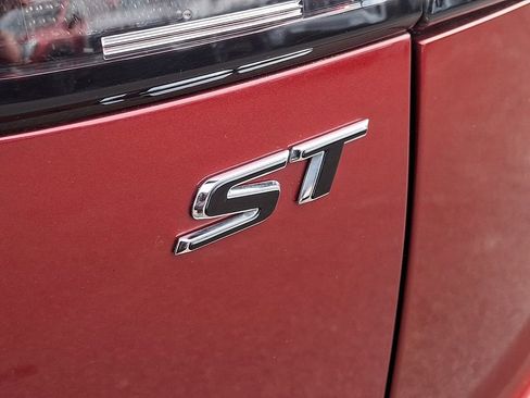 Certified 2023 Buick Envision Essence w/ Sport Touring Package image 29