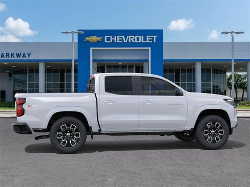 New 2025 Chevrolet Colorado Z71 image 5