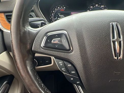 Used 2017 Lincoln MKC Select w/ Select Plus Package image 15