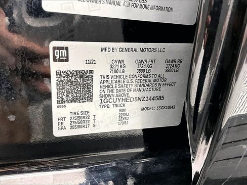 Used 2022 Chevrolet Silverado 1500 High Country w/ Technology Package image 36