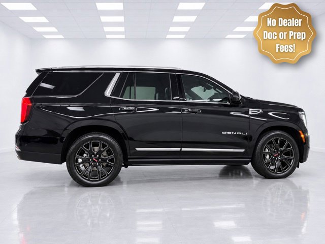 Used 2026 GMC Yukon Denali w/ Denali Reserve Package AWD/4WD image 1