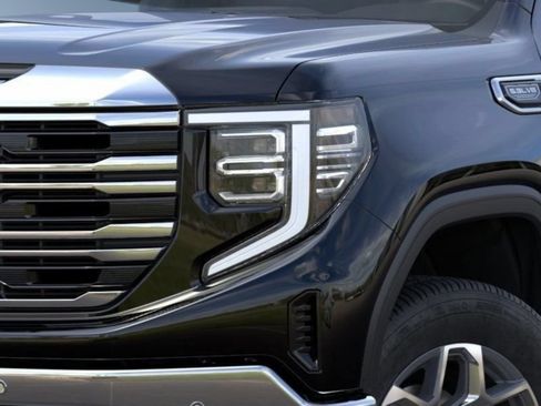Used 2026 GMC Sierra 1500 SLT w/ SLT Premium Plus Package AWD/4WD image 10