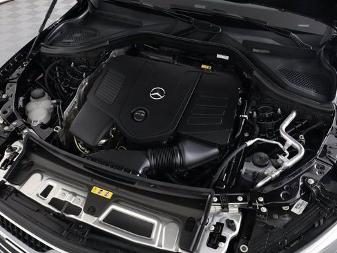 Used 2026 Mercedes-Benz GLC 300 4MATIC image 24