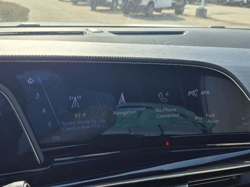 Used 2024 Cadillac Escalade Sport w/ LPO, ONYX Package image 19