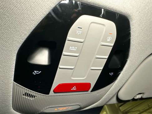 New 2025 Kia K4 LXS image 27