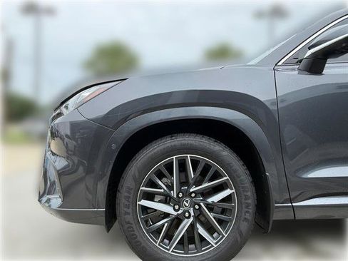 Used 2025 Lexus TX 350 AWD w/ Technology Package image 4